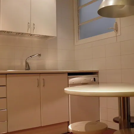 Apartment Suitur Courtyard