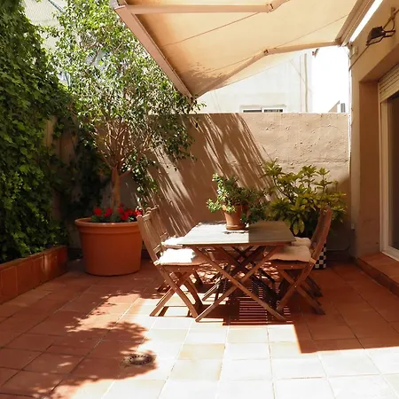 Suitur Courtyard *